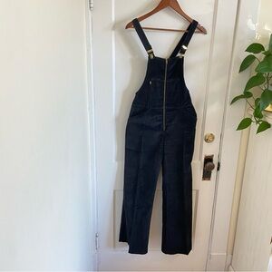 Vintage Women’s Levi’s Wide Leg Black Denim Micro Corduroy Overalls 7 (Waist 29)